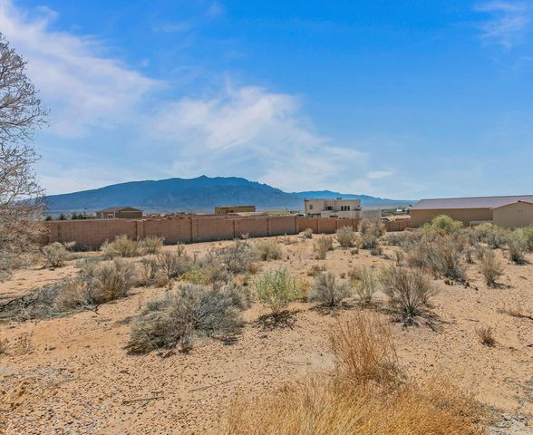 6702 Oersted Road NE, Rio Rancho, NM 87144