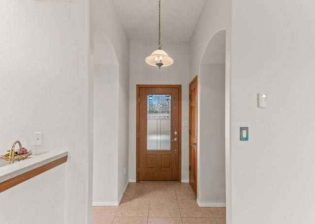 6702 Oersted Road NE, Rio Rancho, NM 87144