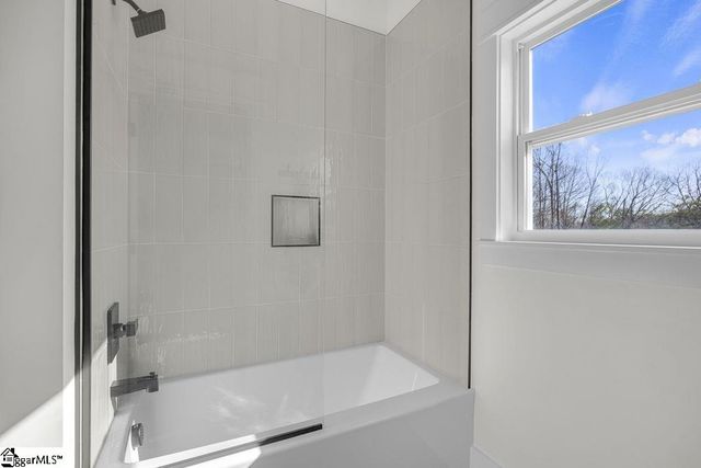 506 Highway 11, Landrum, SC 29356