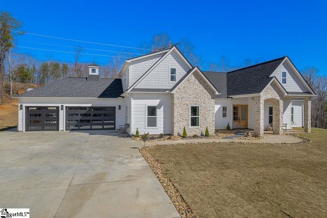 506 Highway 11, Landrum, SC 29356