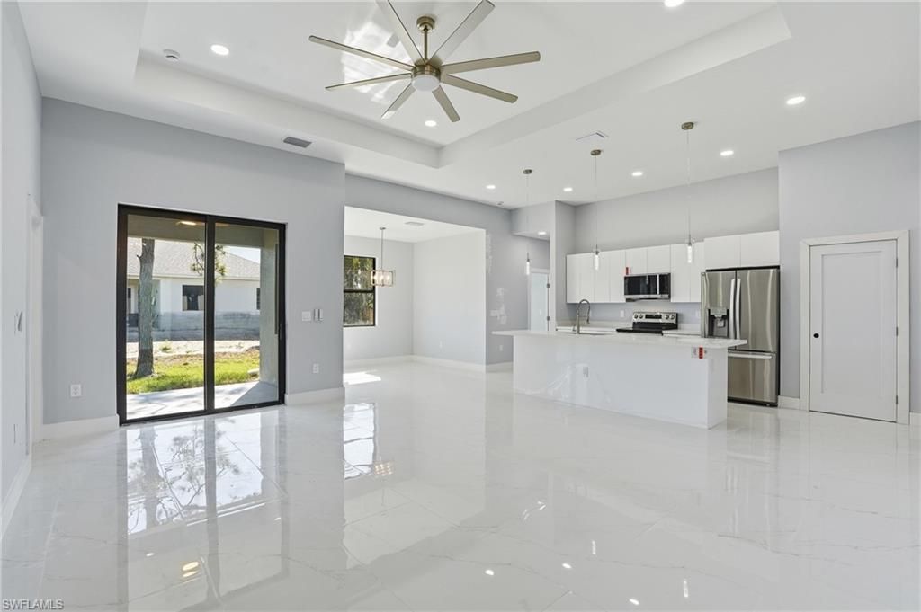 431 Palmyra AVE, LEHIGH ACRES, FL 33974 — photo 5