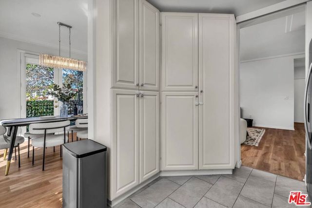 1100 S Clark Drive 201, Los Angeles, CA 90035