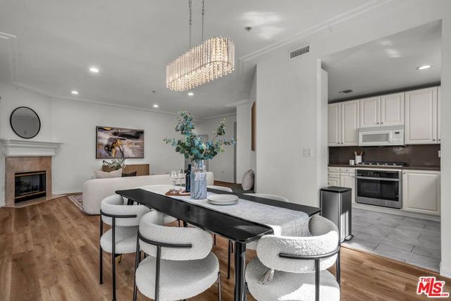 1100 S Clark Drive 201, Los Angeles, CA 90035
