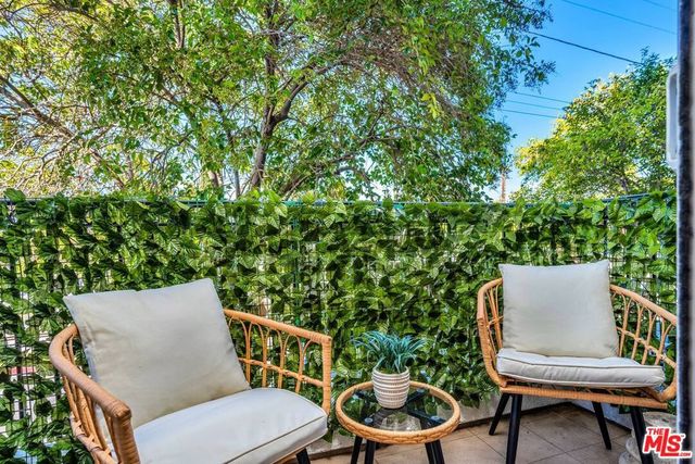 1100 S Clark Drive 201, Los Angeles, CA 90035
