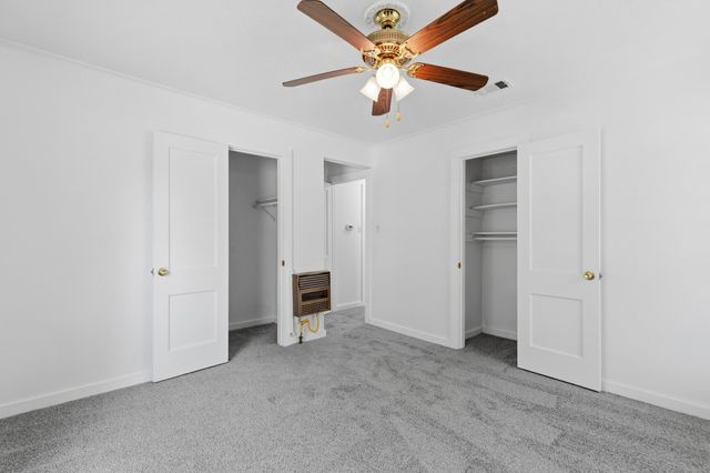 913 Tamara Lane, Grand Prairie, TX 75051