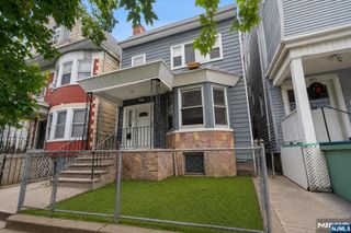 293 Clifton Avenue, Newark, NJ 07104
