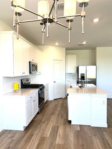 1105 Misty Brook Drive, Anna, TX 75409
