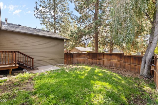 20653 Foxborough Lane, Bend, OR 97702