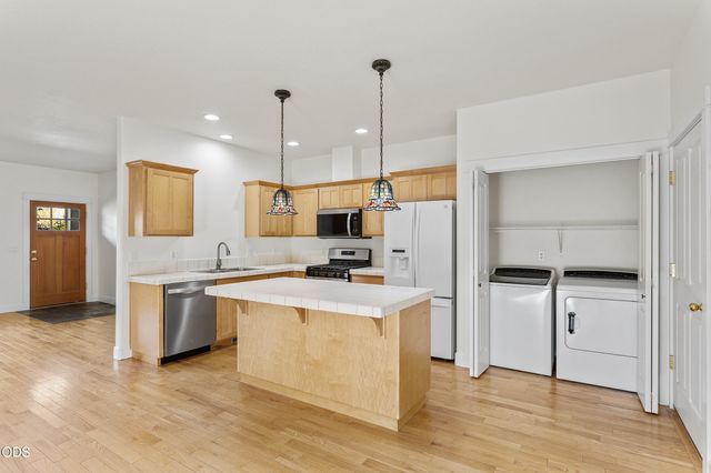 20653 Foxborough Lane, Bend, OR 97702