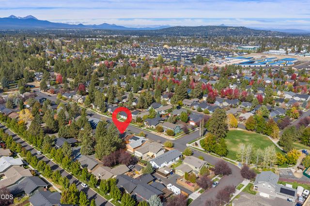 20653 Foxborough Lane, Bend, OR 97702