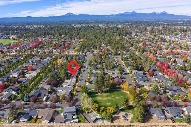 20653 Foxborough Lane, Bend, OR 97702