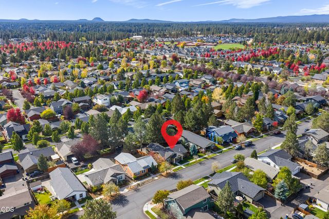 20653 Foxborough Lane, Bend, OR 97702