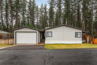 3110 E Chattaroy Rd, Chattaroy, WA 99003