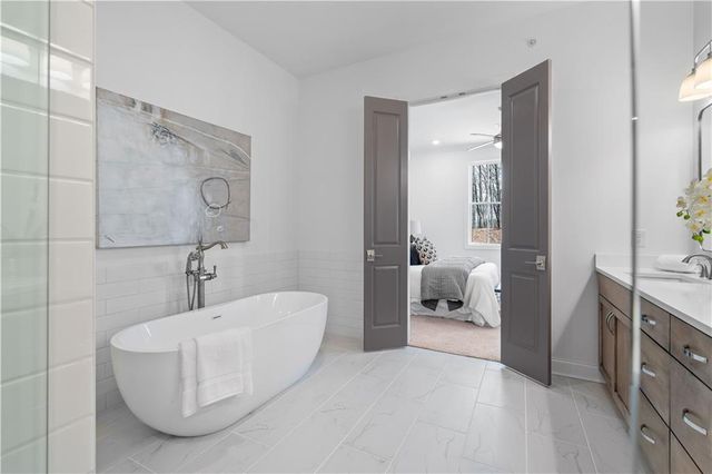 4903 Sudbrook Way 239, Peachtree Corners, GA 30092