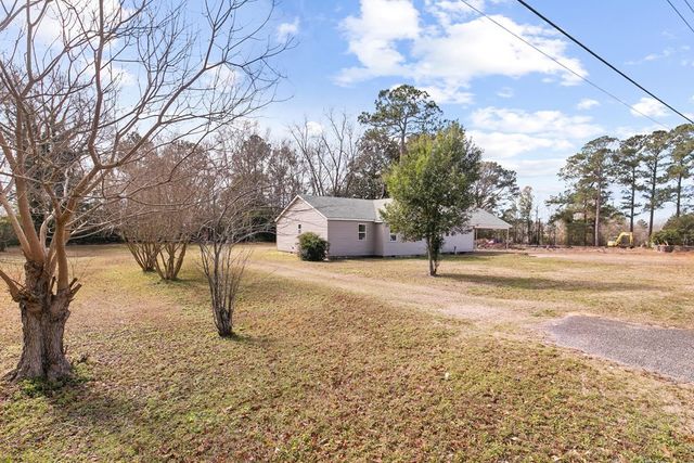 12068 E State Hwy. 52, Hartford, AL 36344