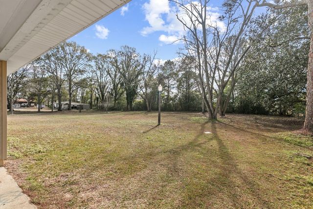 12068 E State Hwy. 52, Hartford, AL 36344