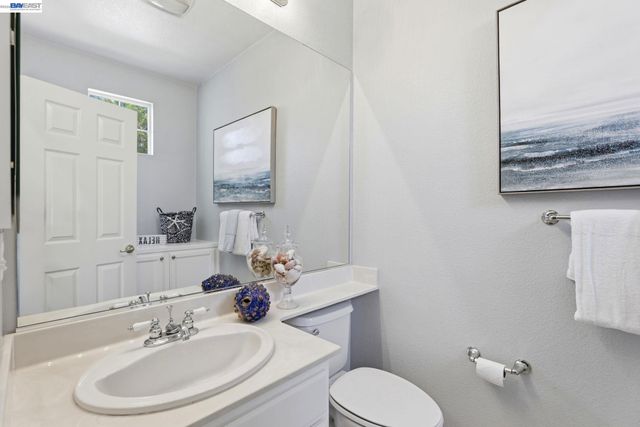 5315 Asterwood Dr, Dublin, CA 94568