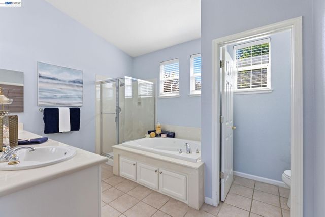 5315 Asterwood Dr, Dublin, CA 94568