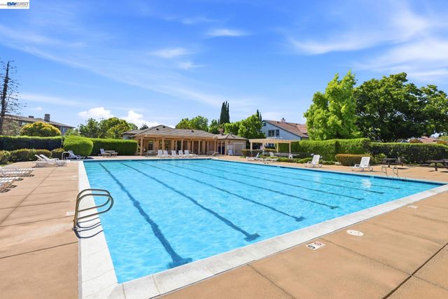 5315 Asterwood Dr, Dublin, CA 94568