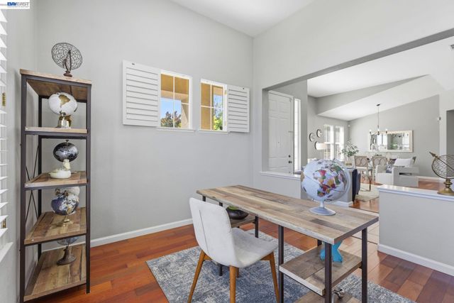 5315 Asterwood Dr, Dublin, CA 94568
