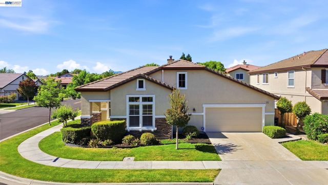 5315 Asterwood Dr, Dublin, CA 94568