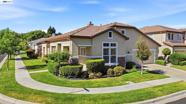 5315 Asterwood Dr, Dublin, CA 94568
