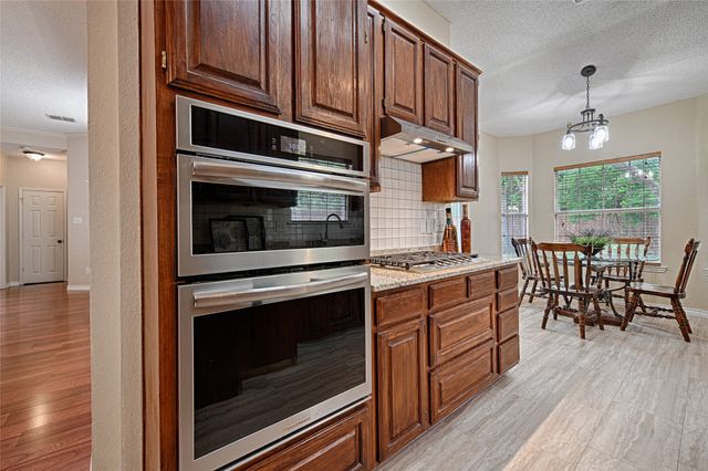 2300 Kittyhawk Drive, Plano, TX 75025