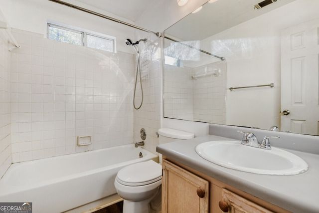 2032 Briar Trail Court SW, Atlanta, GA 30331