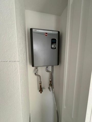 12308 NW 23 CT 12308, Miami, FL 33167