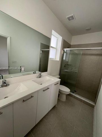 12308 NW 23 CT 12308, Miami, FL 33167