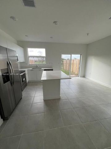 12308 NW 23 CT 12308, Miami, FL 33167