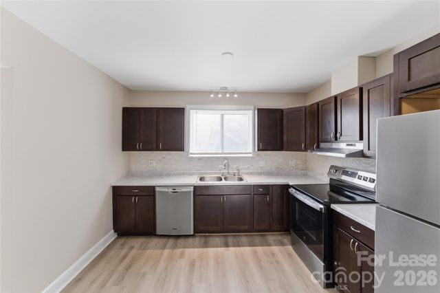 2405 Greenland Avenue, Charlotte, NC 28208