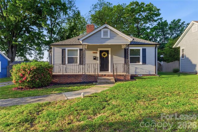 2405 Greenland Avenue, Charlotte, NC 28208