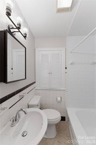 2405 Greenland Avenue, Charlotte, NC 28208
