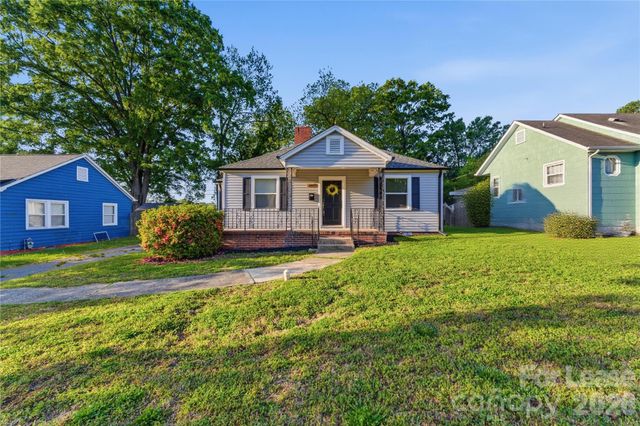 2405 Greenland Avenue, Charlotte, NC 28208