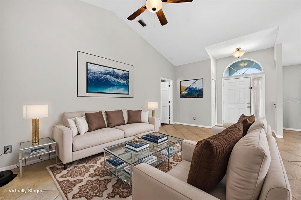 Image 9 of property listing at 5102 COCOPLUM AVENUE, Melbourne, FL 32940