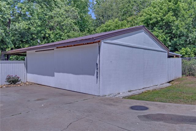 203 Rock Springs Road, Belton, SC 29627