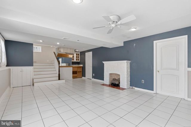 109 RIDGEFIELD RD, Lutherville Timonium, MD 21093