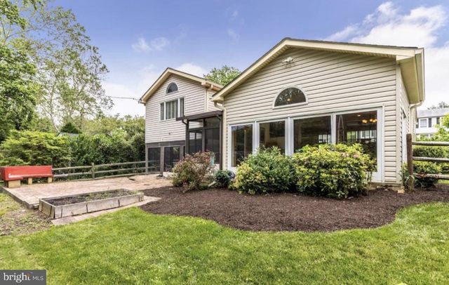 109 RIDGEFIELD RD, Lutherville Timonium, MD 21093