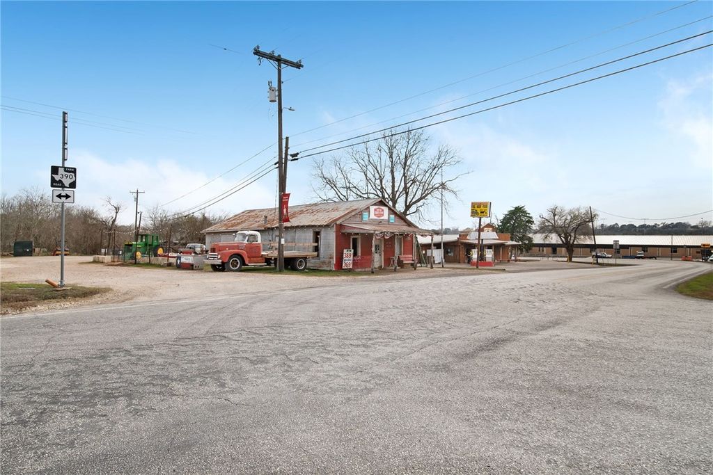 12390 FM 390 Road W, Burton, TX 77835 — photo 3