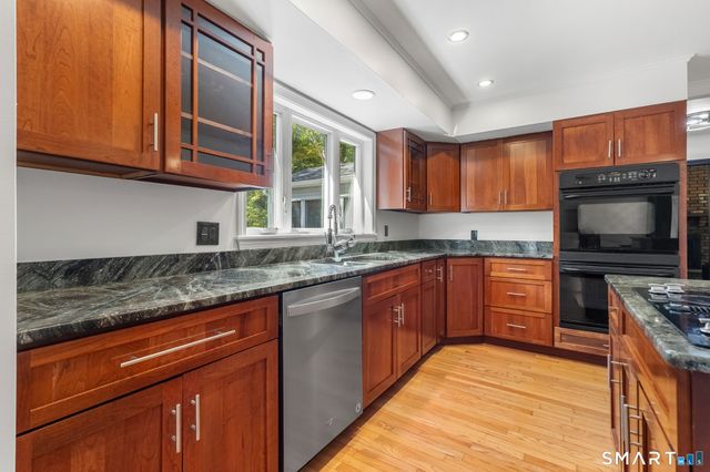 10 Strid Lane, New Milford, CT 06755