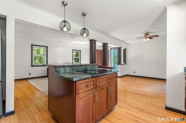 10 Strid Lane, New Milford, CT 06755