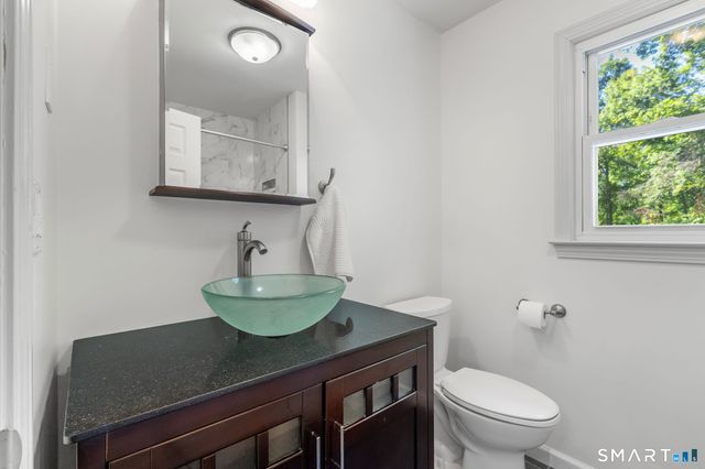 10 Strid Lane, New Milford, CT 06755