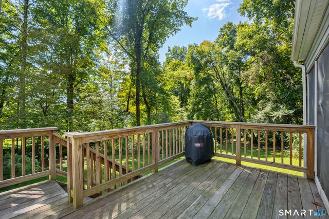 10 Strid Lane, New Milford, CT 06755