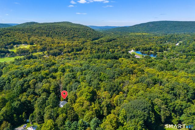 10 Strid Lane, New Milford, CT 06755