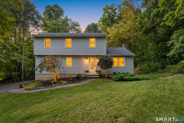 10 Strid Lane, New Milford, CT 06755