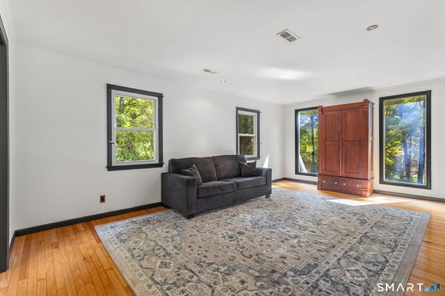 10 Strid Lane, New Milford, CT 06755