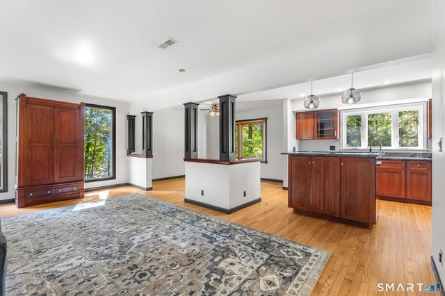 10 Strid Lane, New Milford, CT 06755