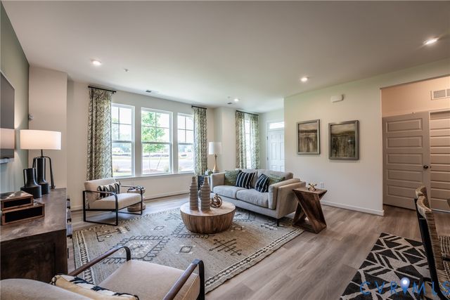 3727 Maze Runner Dr, Midlothian, VA 23112