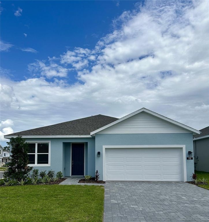 701 FARFIELDS STREET, Deland, FL 32720